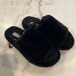 Steve Madden Slippers